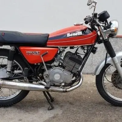 Benelli 250 - 2 T